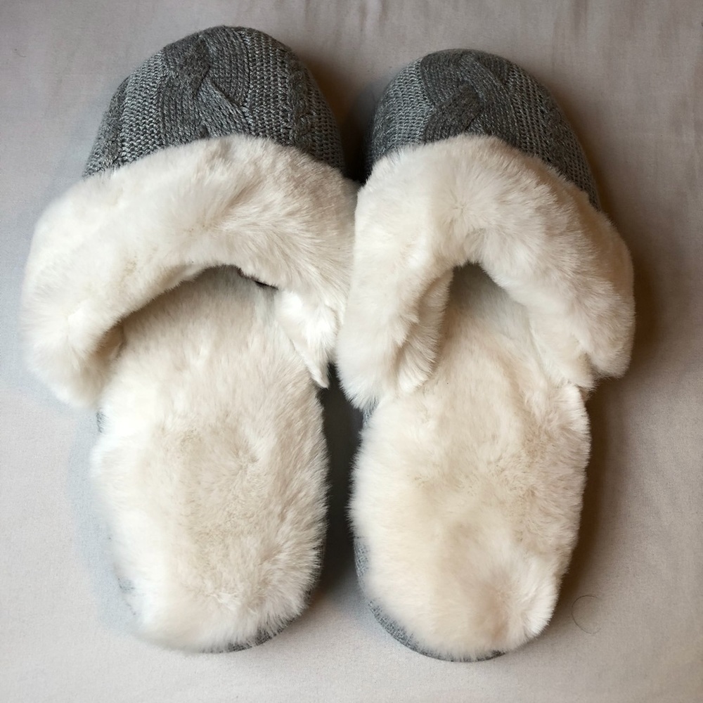 Brand New, Small Fluffy Victoria’s Secret Slippers